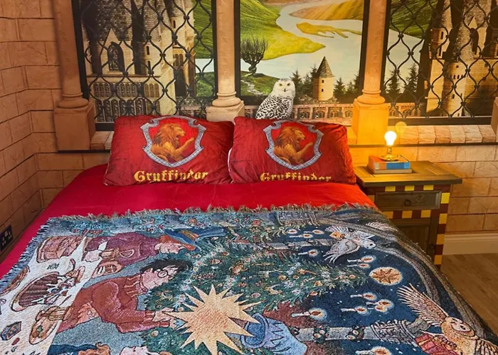 Potters Hideout- 2 Bedroom 2 Bathroom Apartment